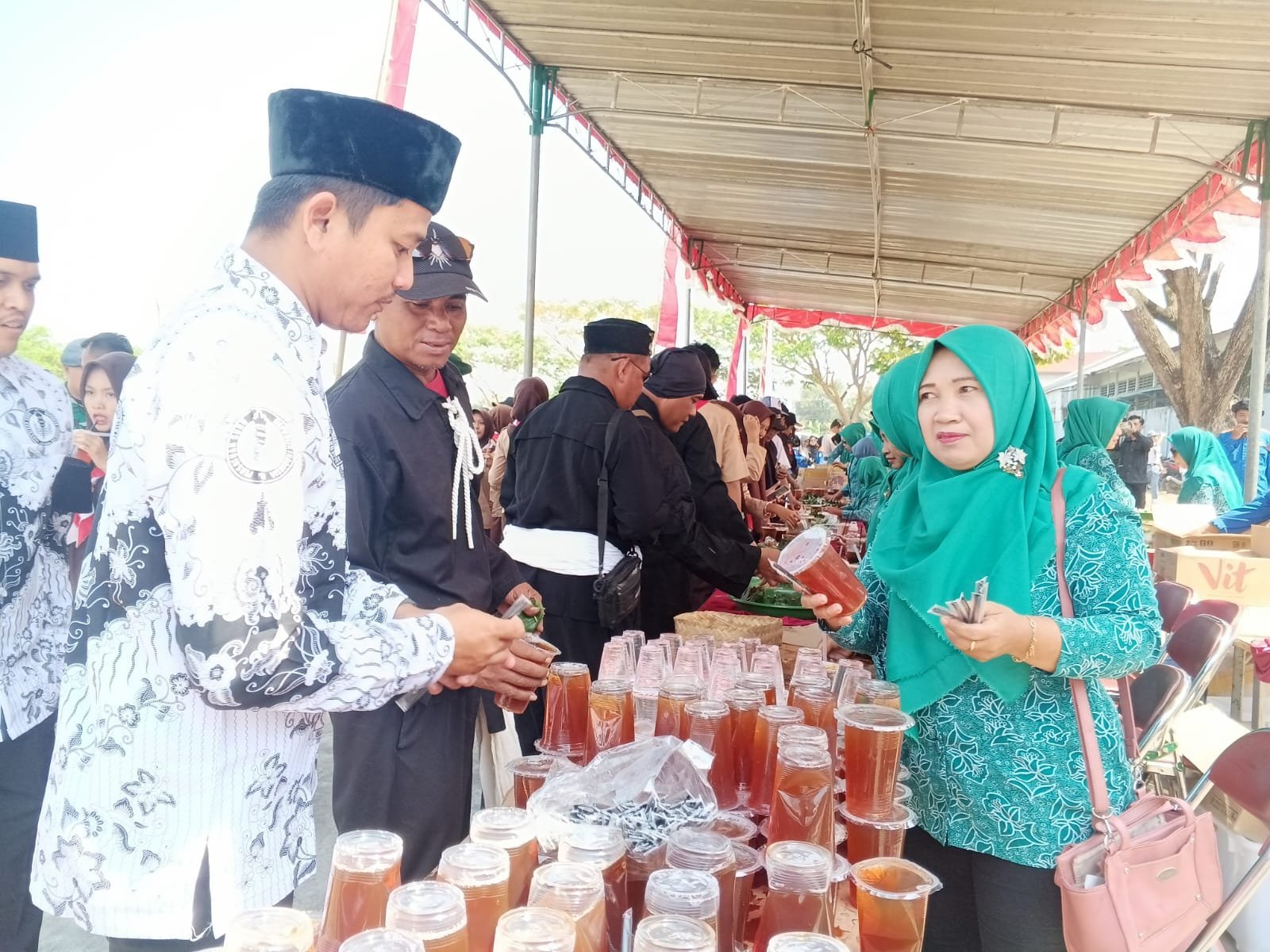 TMMD Reguler Ke-129 Kembangkan Ekonomi Kerakyatan Lewat Pameran UMKM Parangjoro